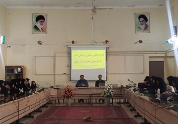 مشارکت دانش‌آموزان تویسرکانی در موکب «سفیران بهشت»