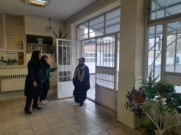 کارگاه آموزش خانواده در دبیرستان سرافرازان 