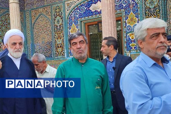 حضور مسئولان کشوری و استانی در کنار آحاد مردم شهیدپرور ناحیه 2 شهرری پای صندوق‌های رای 