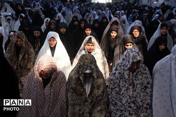 نماز جمعه بهارستان