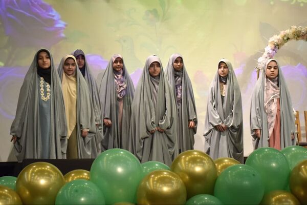 جشن بزرگ ازدواج دانشجویی در دانشگاه آزاد اسلامی واحد کرج
