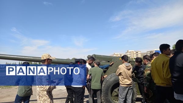 نمایشگاه فرهنگی تربیتی ارتش شهرستان مراغه