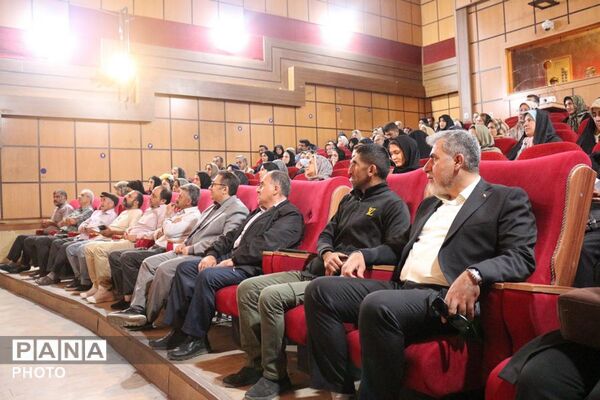 تأکید مدیر آموزش‌وپرورش فیروزکوه بر تعامل مستمر خانه و مدرسه در هنرستان امام علی (ع)