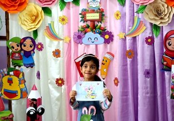 "در آغوش مدرسه" به استقبال پایه اولی‌ها