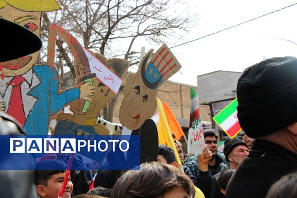 گلستانی از غرور در سملقان؛ موج حضور مردم در جشن انقلاب