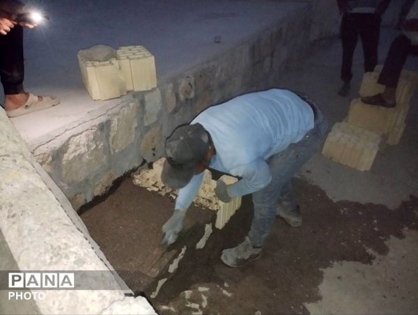 نصب برج نور در محوطه حمام مارم فین با مشارکت مردمی