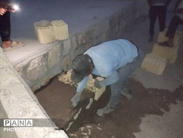 نصب برج نور در محوطه حمام مارم فین با مشارکت مردمی