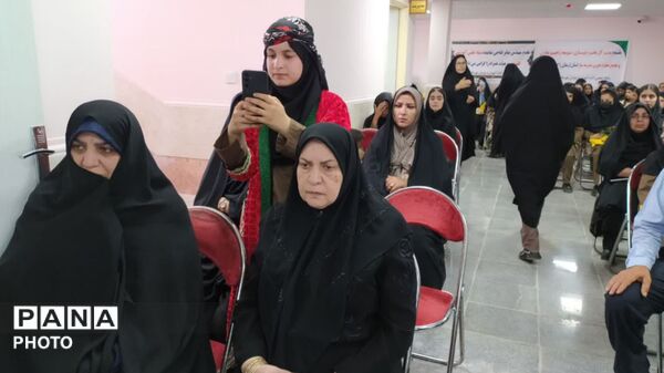 افتتاح دبیرستان دخترانه قلم‌چی و سالن کشتی آموزش و پرورش در سلسله