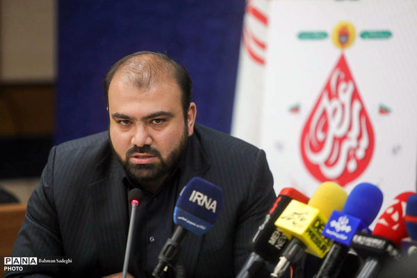 نشست خبری بیست‌وچهارمین رویداد عطر سیب