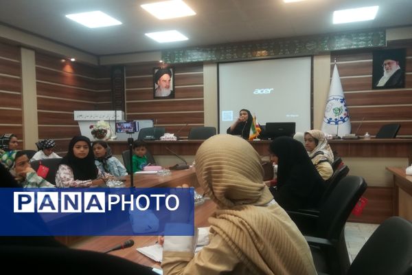 آخرین جلسه دوره آموزشی مجری شو