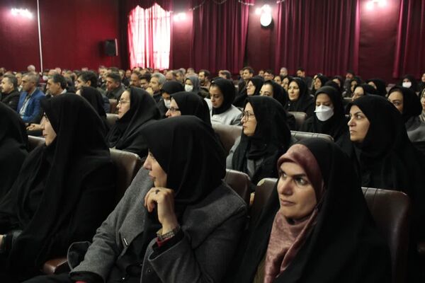 مراسم تودیع و معارفه رئیس آموزش و پرورش ناحیه یک زنجان