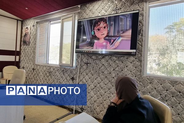 برگزار کارگاه‌های آموزشی ویژه رابطین امور بانوان مدارس منطقه کهریزک 