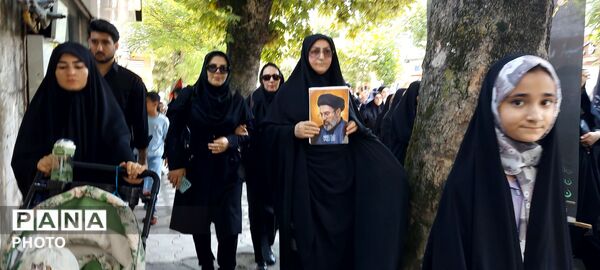 پیاده روی جاماندگان از وداع قائد امت