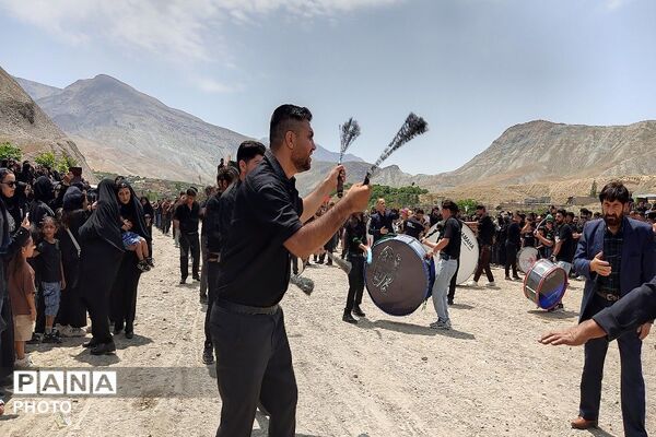 آیین باشکوه عزاداری امام حسین علیه السلام در روز عاشورای حسینی-۱