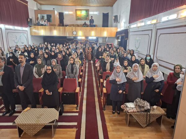 گرامیداشت روز مادر مدرسه دخترانه ۱۷ شهریور 