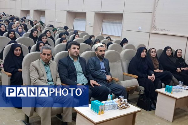 محفل انس با قرآن کریم به‌مناسبت چهلم شهدای اقتدار ملی در سنندج