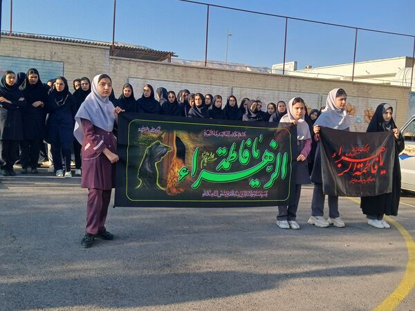 مدرسه دخترانه رقیه بدیعی میزبان شهید گمنام 