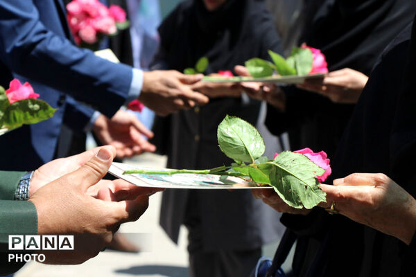آیین نواختن زنگ سپاس معلم در شهرستان سملقان