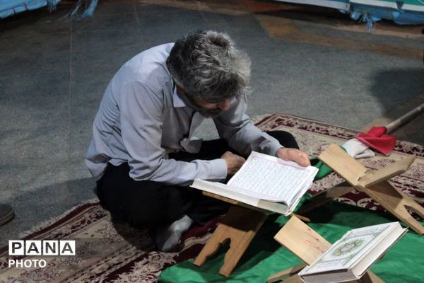 فعالیت غرفه‌های متنوع در موکب آستان مقدس چهل اختران قم
