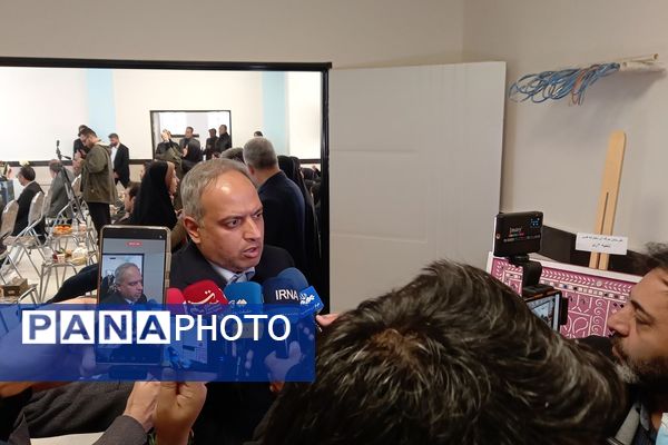 آیین افتتاح دو مدرسه خیرساز با حضور مدیر کل آموزش و پرورش شهرستانهای استان تهران در ناحیه دو شهرری 