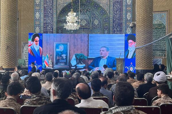 برگزاری یادواره سه هزار ستاره، ۳۰۰۰ چراغ راه به مناسبت هفته دفاع مقدس در شهرستان قرچک