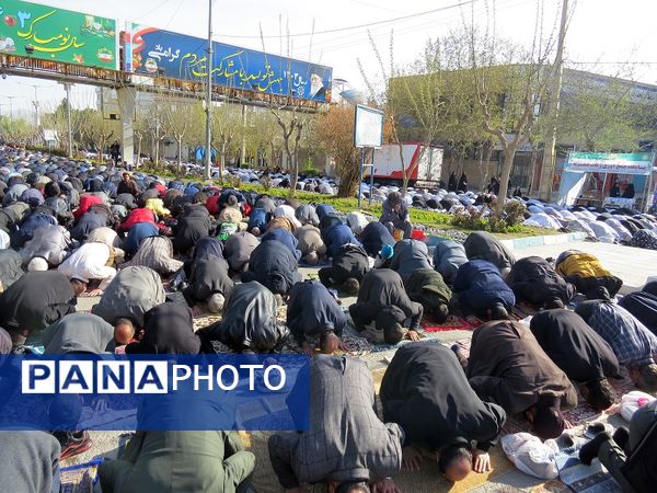 اقامه نماز عید فطر در شهرستان بجنورد 
