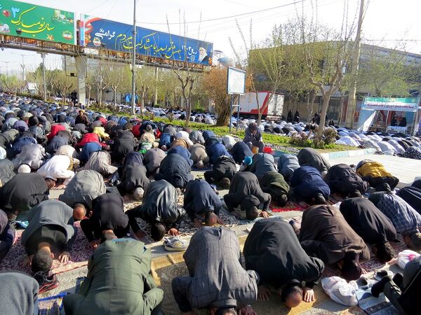 اقامه نماز عید فطر در شهرستان بجنورد 
