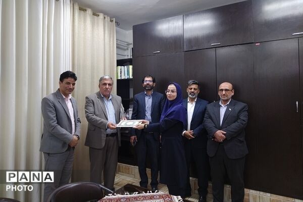 برپایی جشن عاطفه ها در آموزشگاه سردار جنگل چهاردانگه