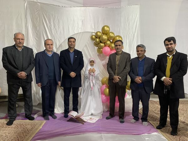 جشن تکلیف دانش آموزان دختر در حرم حضرت زینب (س)