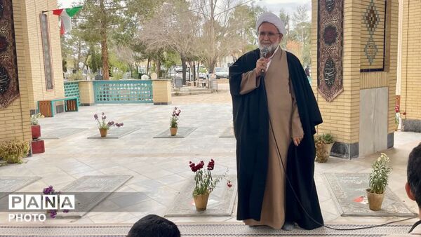 برگزاری همایش «بانوان پای کار ایران» در ابرکوه