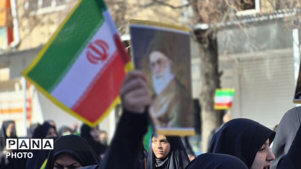 برگزاری مراسم بیعت با سید مجتبی خامنه‌ای در شهرستان فارسان 
