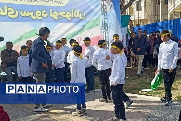 حضور با شکوه مردم، رسیدن به اوج بلندی و قدرت