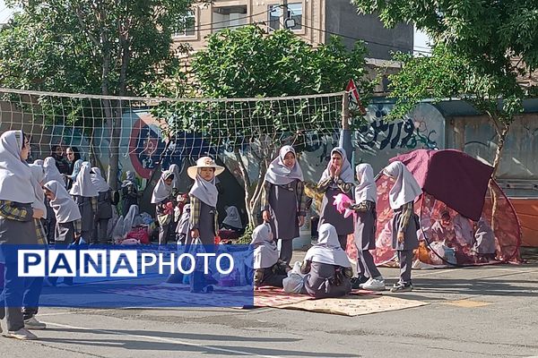 برگزاری اردون مدرسه‌ای در دبستان دخترانه آیت‌الله مرعشی نجفی قلعه نو کهریزک 