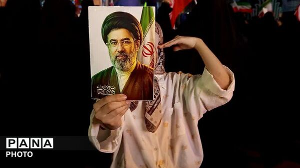 سنگر دفاع از انقلاب خالی نمی‌ماند