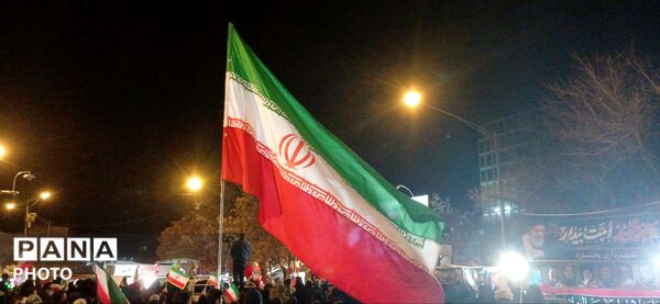 تجمع و راهپیمایی مردم ولایتمدار بجنورد در میدان شهید