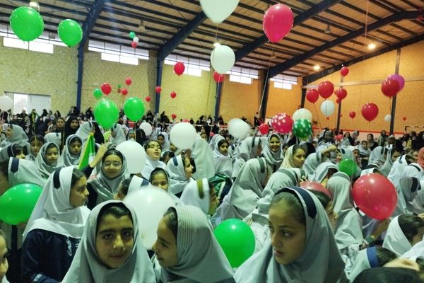 دختران ارسنجانی پیرو دختران شهید مینابی