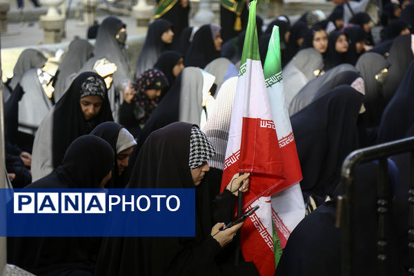 اجتماع ضد صهیونیستی نوجوانان فاطمی در حرم حضرت معصومه(س)