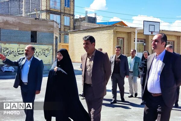 بازدید مسئولین کردستان از مراکز آموزشی آسیب دیده حملات رژیم صهیونی- آمریکایی