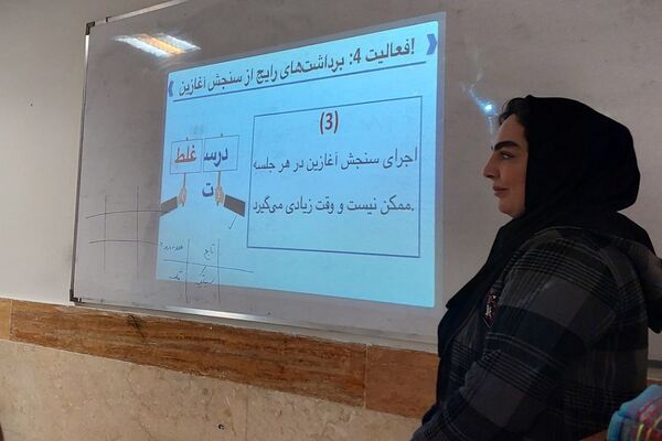  کارگاه تبیین و واکاوی ضروریات سفر یادگیری در دبیرستان‌ نمونه‌دولتی ولایت بهارستان‌دو
