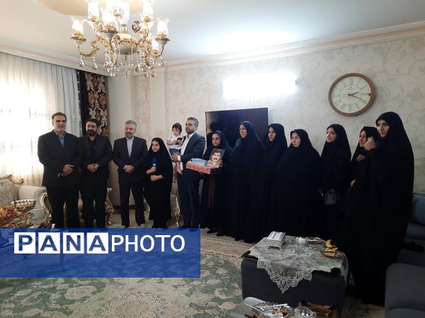 تجلیل و تکریم از  خانواده شهید علیرضا نخعی