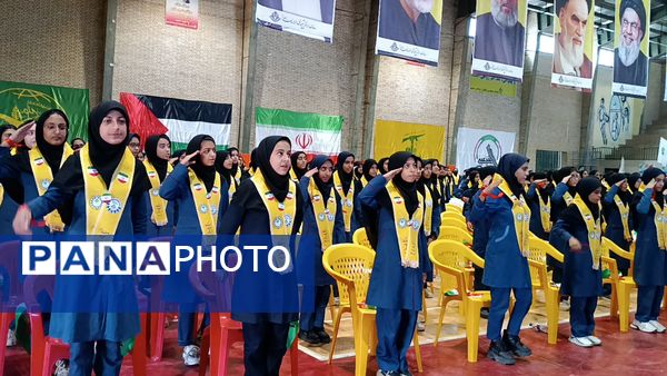 همایش بزرگ یاوران مقاومت در بیرجند 