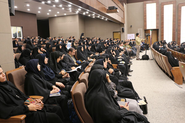 همایش سراسری «ما با هم می آموزیم»