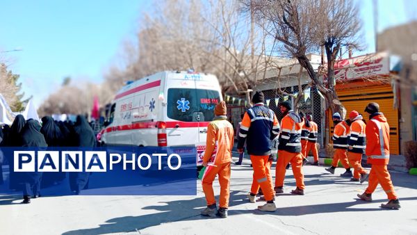 حضور حماسی مردم شهرضا در راهپیمایی 22 بهمن