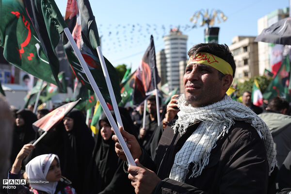چهلمین روز شهادت رهبر شهید انقلاب اسلامی - تهران