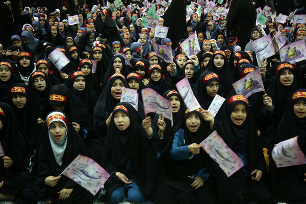 اجتماع دانش‌آموزی سربازان کوچک برای مقاومت در قم