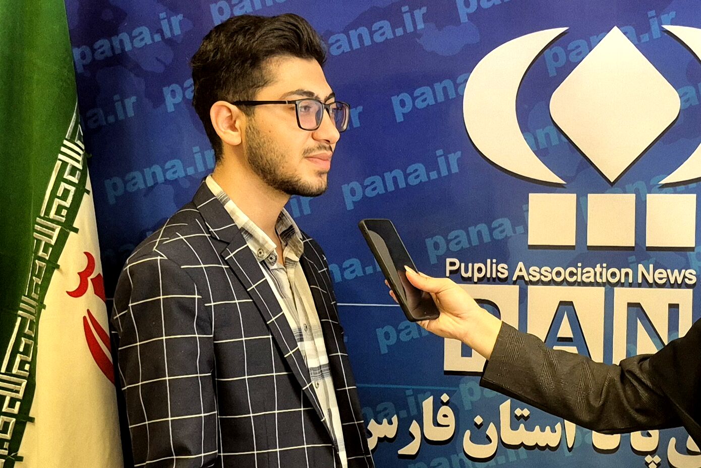 مستند «شیراز؛ شهر راز» با مشارکت گروهی خبرنگاران پانا فارس در حال تولید است