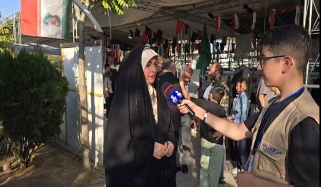 غبارروبی مزار مطهر شهدا به مناسبت هفته دفاع مقدس