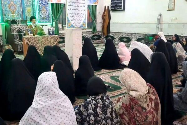 سه روز خلوت نوجوانانه با خدا در مسجد امام رضا (ع)