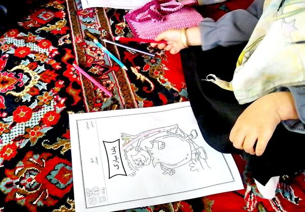 برپایی غرفه کودک در حاشیه نماز جمعه شهرستان کاشمر 