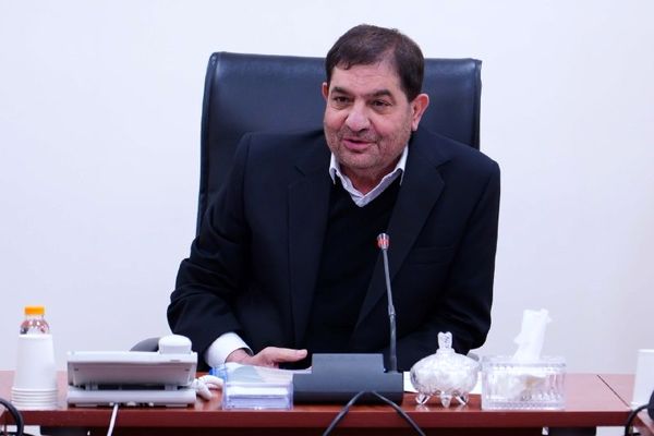 مخبر: جلوگیری از خام‌فروشی، راهکار اصلی رونق صنعت پتروشیمی است